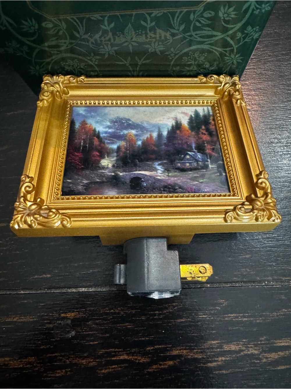 Thomas Kinkade "Cottage Cabin by Stream" plug-in nightlight an ornate gold Frame
